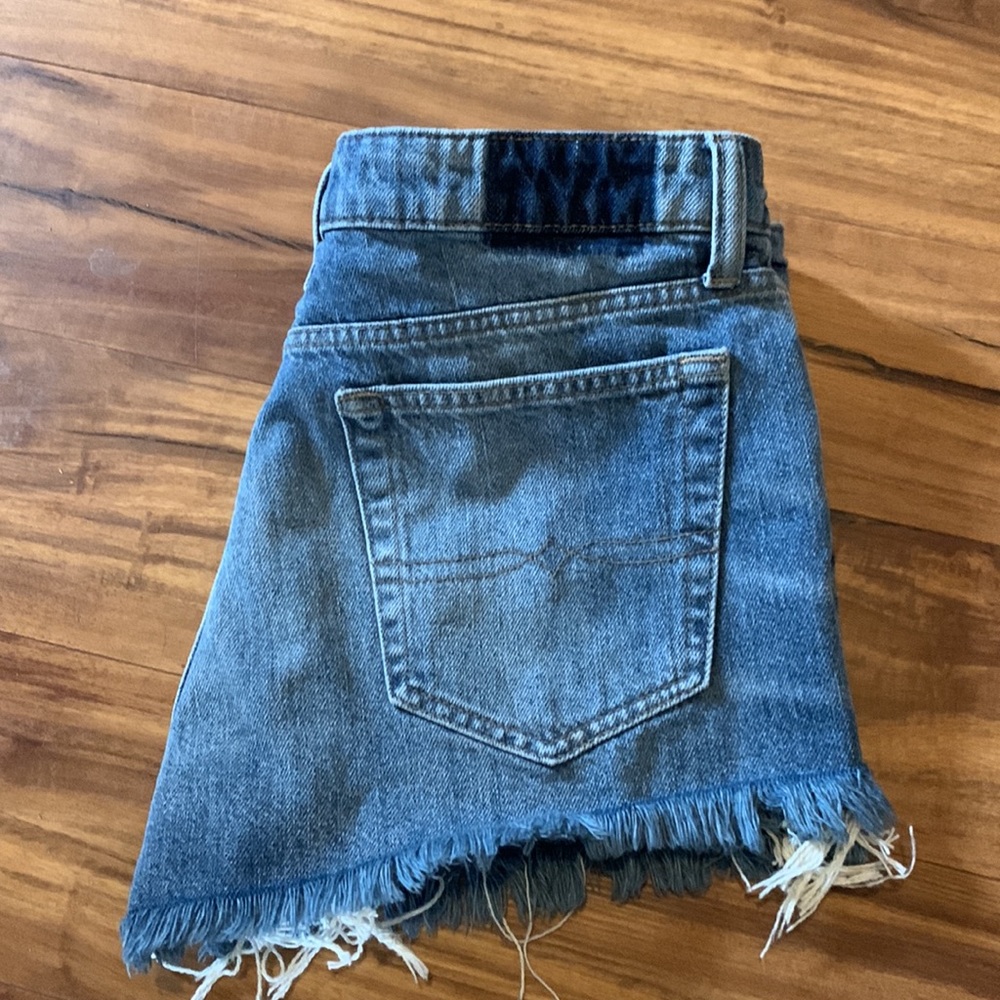 Lucky jean shorts NWOT - Picture 2 of 2